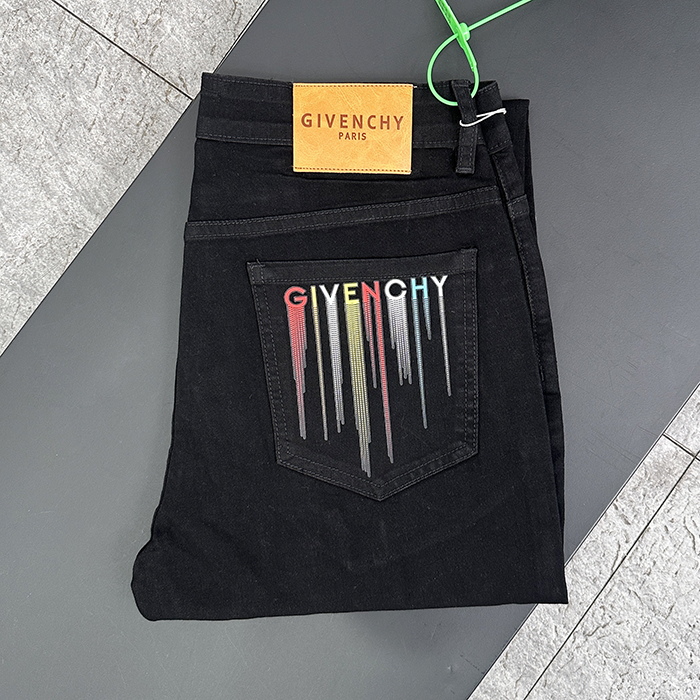 ジバンシィ メンズ トレンディ ブラック ジーンズ - Givenchy - gi228x