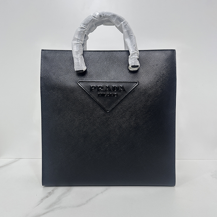 プラダ メンズ ブラック ブリーフケース -  - pr151x