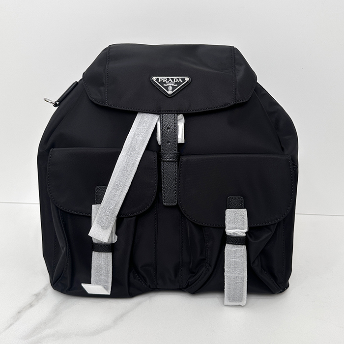 プラダ ユニセックス フラップ ポケットミディアム バックパック  - Prada - pr742x