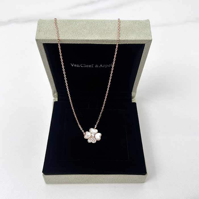 ヴァンクリーフ＆アーペル レディース ゴールド ネックレス -   Gold - acc1397x