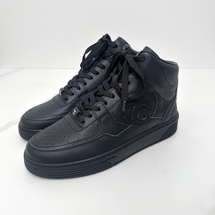 シャネルレディース ブラック トップ スニーカー -   - chs370x