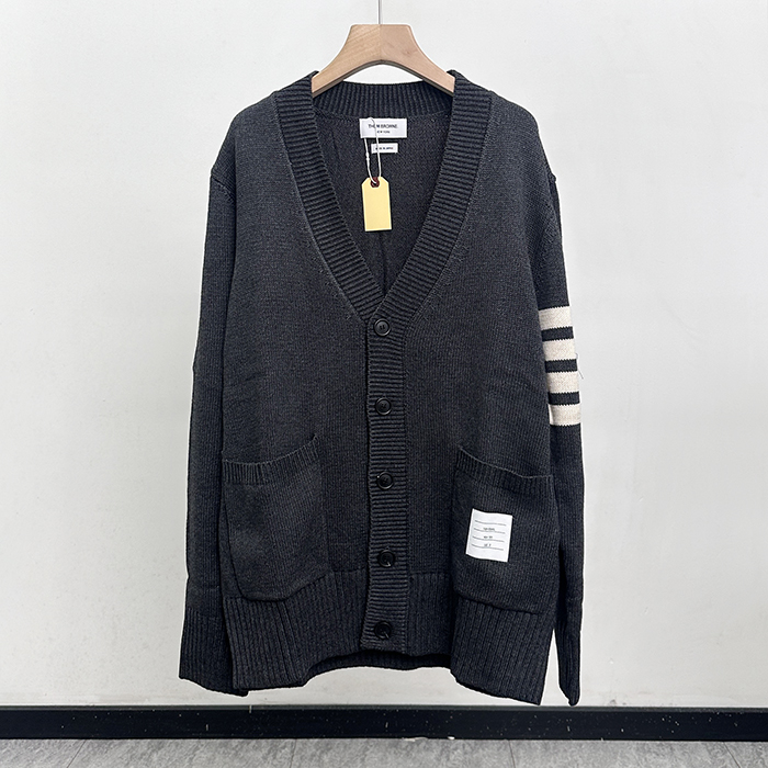 トムブラウン メンズ Vネック カーディガン -   - thc3074x