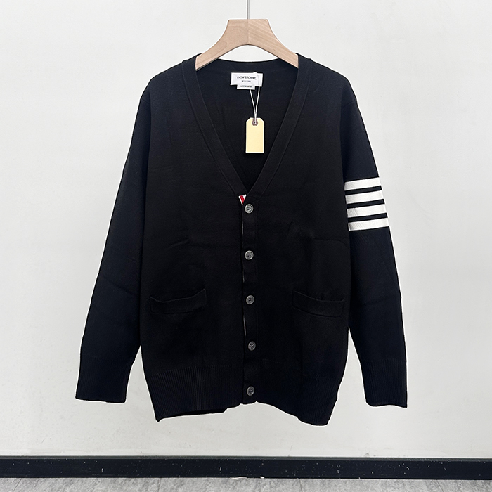 トムブラウン メンズ Vネック ブラック カーディガン -  - thom0610x