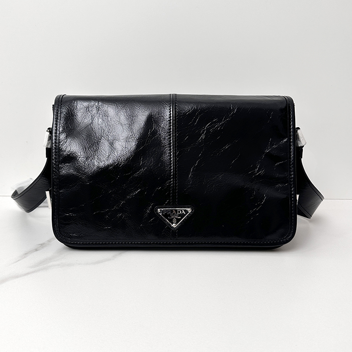 プラダ メンズ ブラック メッセンジャーバッグ 2CVD073 -  - prb5079x