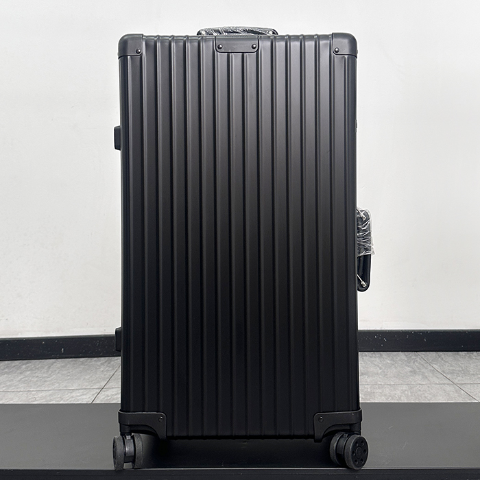 リモワ クラシック ブラック トランク- Trunk - ric56x