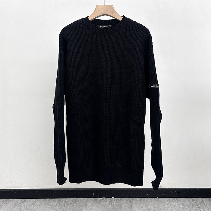 バレンシアガ メンズ ラウンドネックニット -  Knitwear - bac8521x