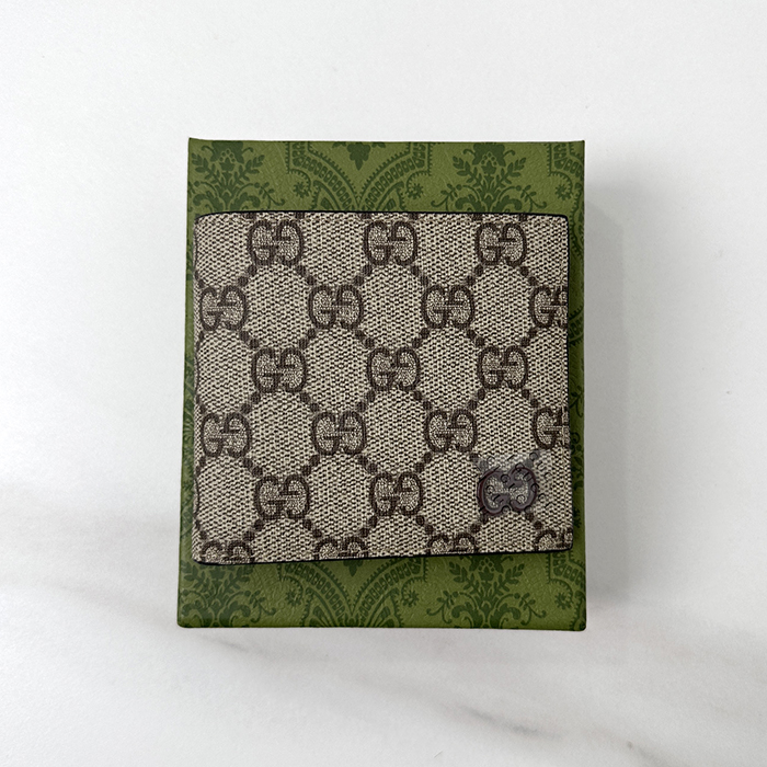 Dorian Signatuer Small 473916 - グッチ ドリアン シグネチャー メンズ 二つ折り財布 GUC0317 11CM