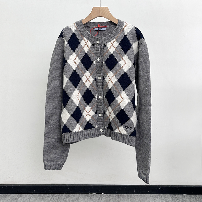 プラダ レディース ラウンドネックカーディガン -   - prc8508x