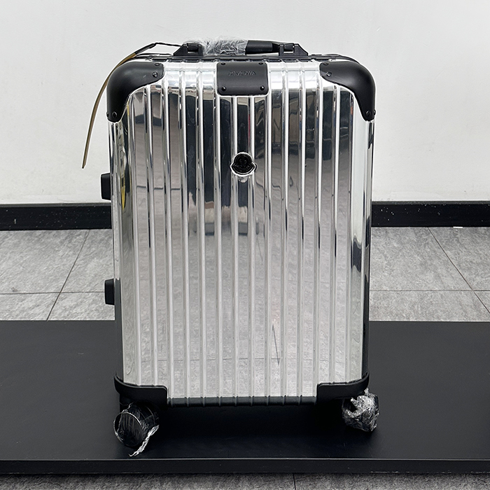 リモワ x モンクレール コレクション オリジナル キャビン - x Original Cabin- ric104x