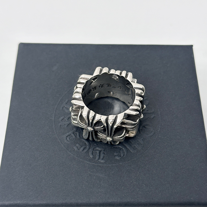 クロムハーツ ユニセックス シルバー リング - Silver - acc5435x