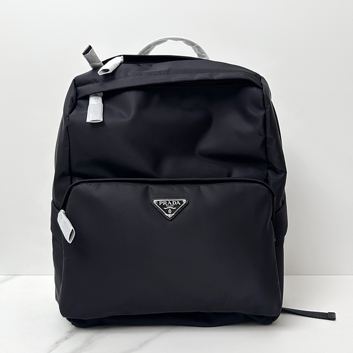 プラダ メンズ リナイロン サフィアーノ バックパック  -  - pr749x