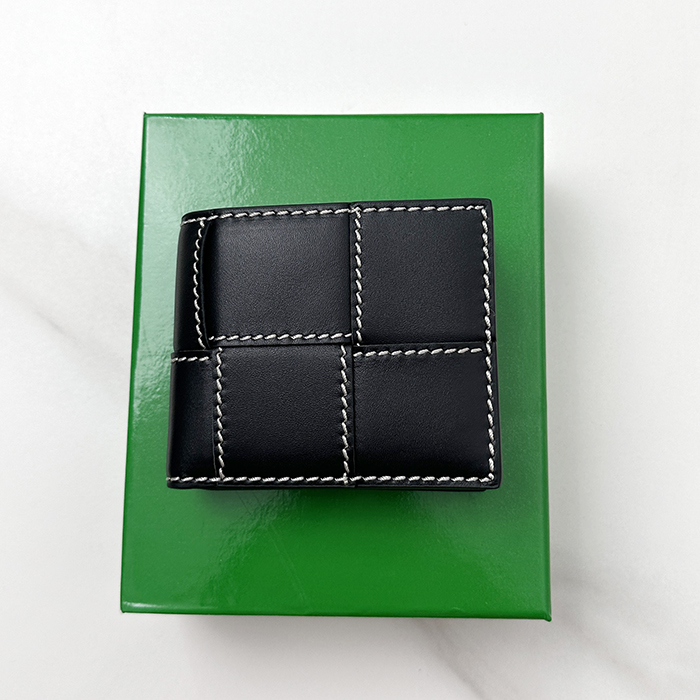 ボッテガヴェネタ メンズ ブラック 二つ折り財布 - Half s - bv205x