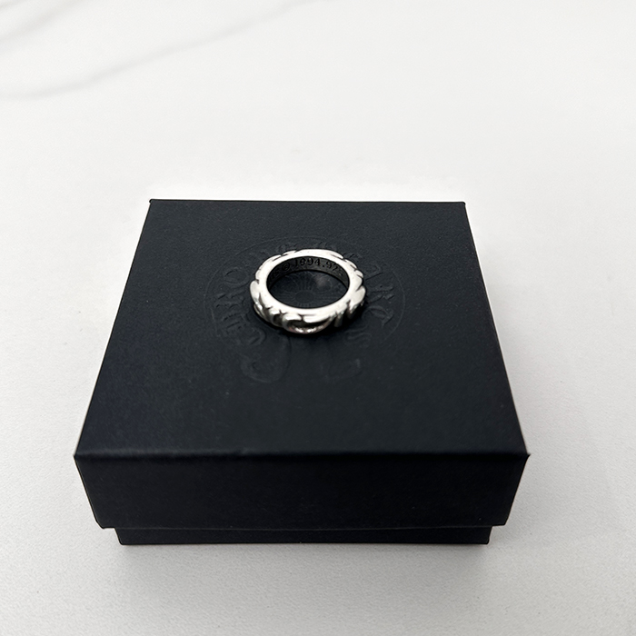 クロムハーツ ユニセックス シルバー リング - Silver - acc6359x