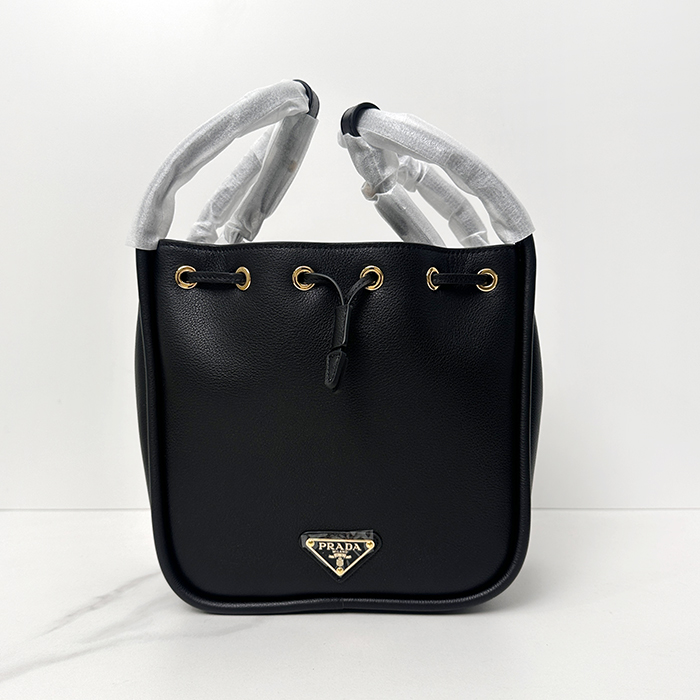プラダ レディース ダーリン レザー ミニ バケットバッグ 1BE087 -  Darling  - prb10031x