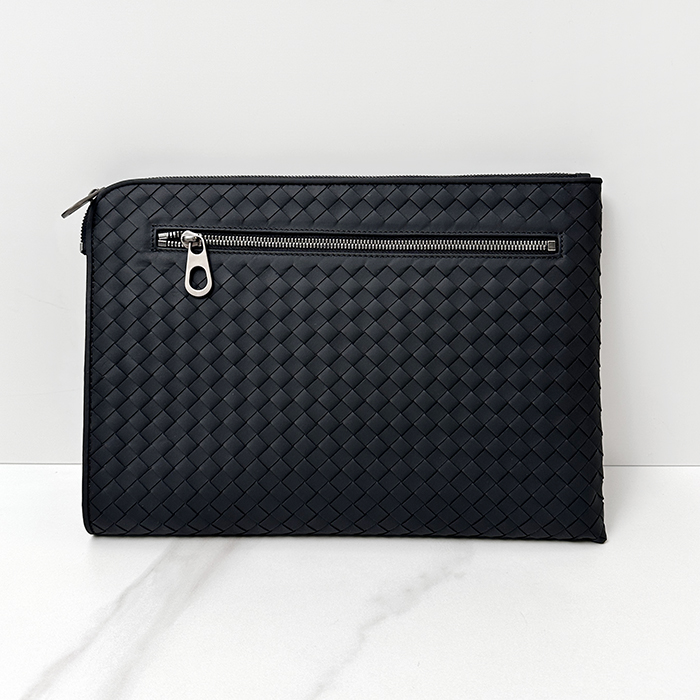  ボッテガヴェネタ イントレチャート ストラップ ジッパー クラッチバッグ バッグ - bv31x