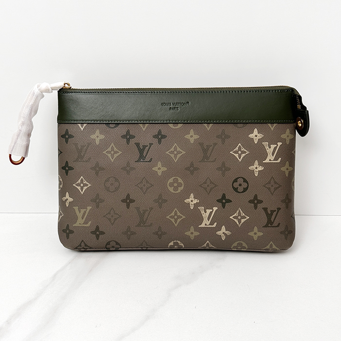 ルイヴィトン メンズ ポシェット ボヤージュ スプル M26970 -  Pochette Voyage Souffle - lvb13395x